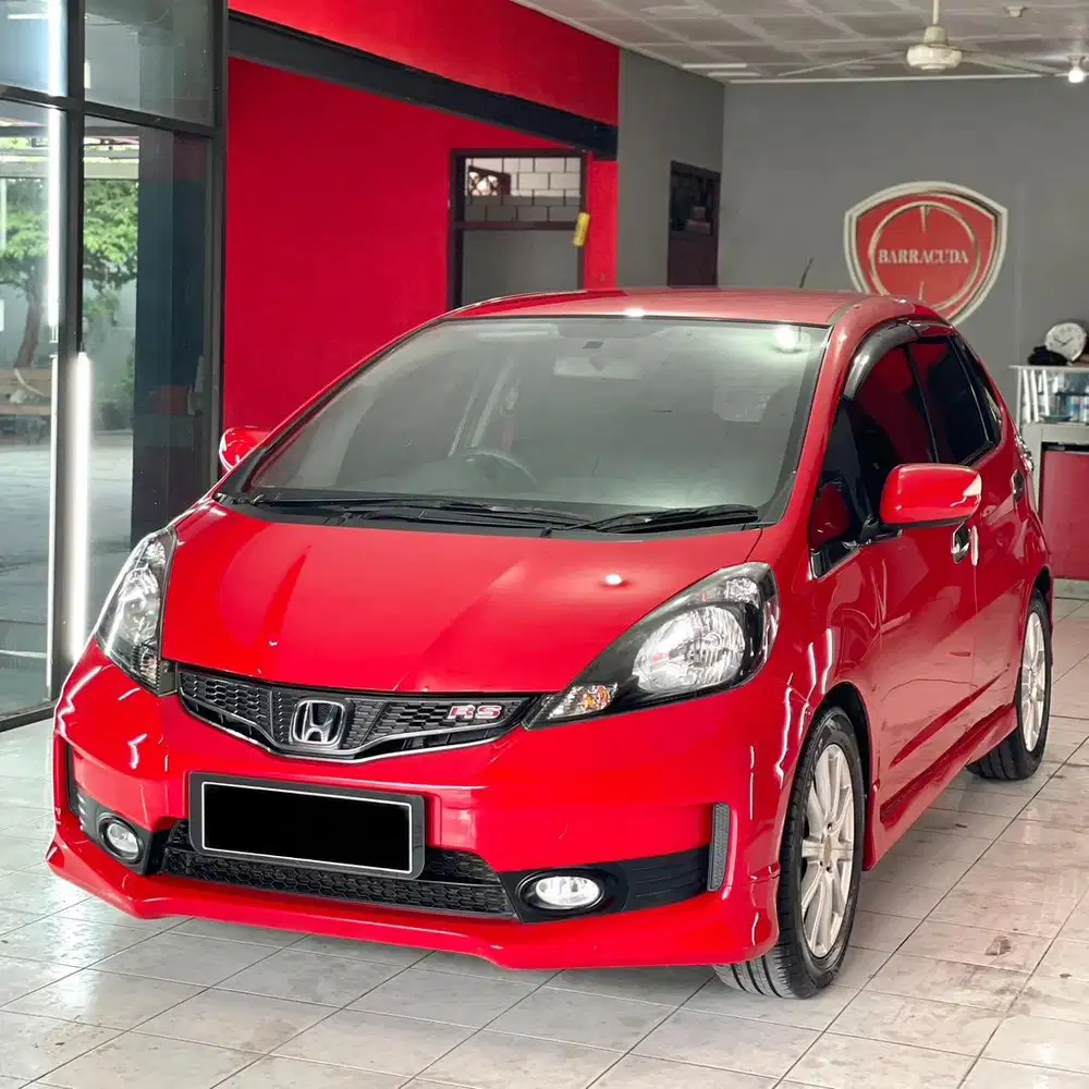 HONDA JAZZ RA GE8 TAHUN 2013,TANGAN PERTAMA