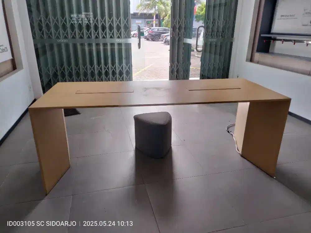 Dijual meja kantor/meja demolive