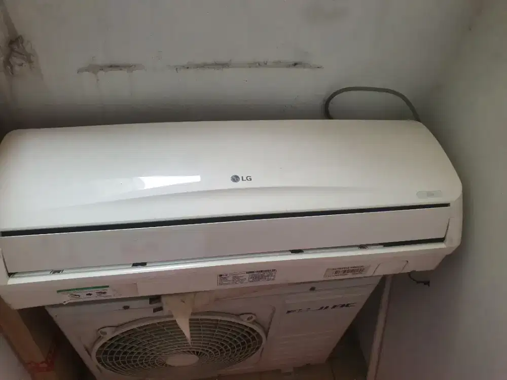 AC LG 1/2PK DINGIN SIAP PAKAI