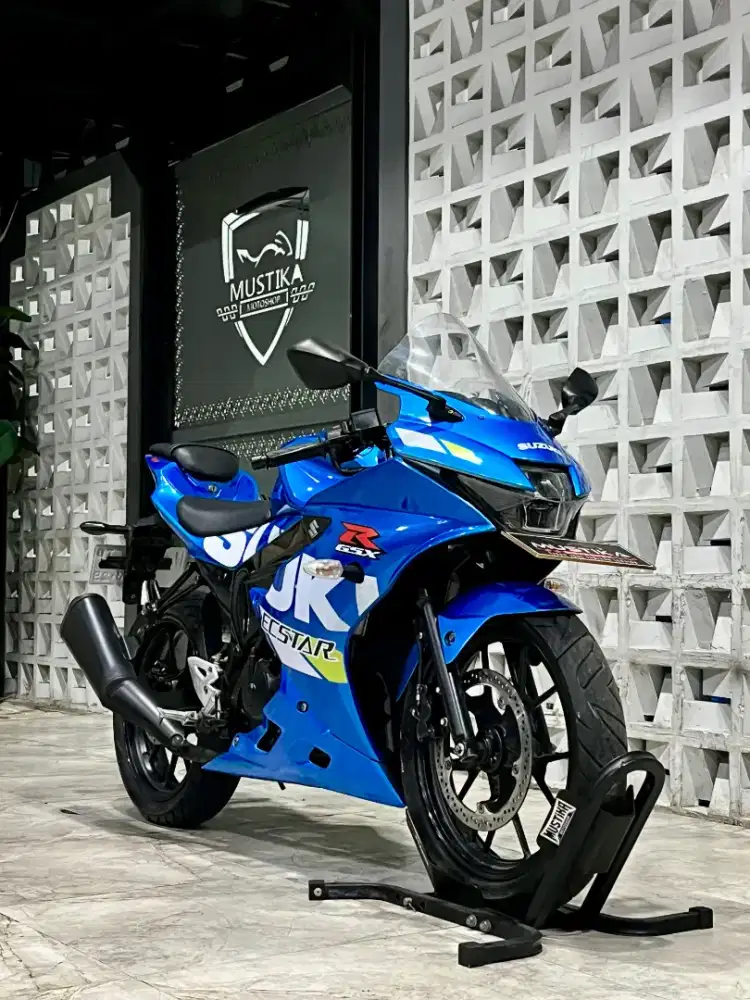 SUZUKI GSX 150R 2019 - Chintia Mustika