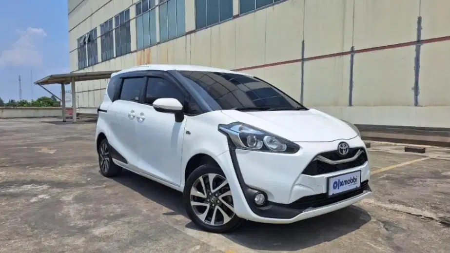 PROMO Low Angsuran Toyota Sienta 1.5 V Bensin-AT 2019 KOC