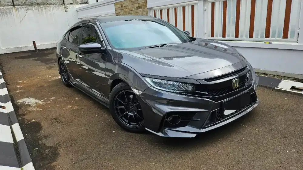 Honda Civic 2016 AT 1.5 Turbo