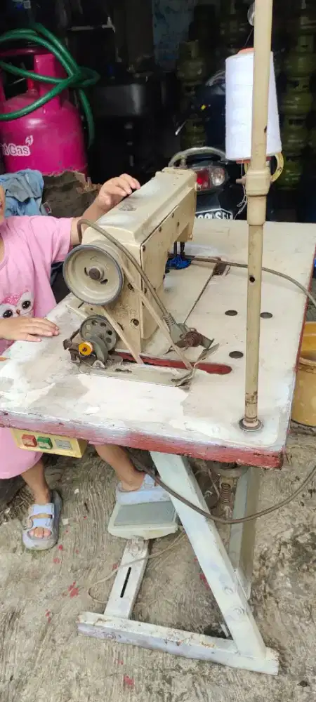 Mesin jahit/alat jahit/mesin jahit yamata