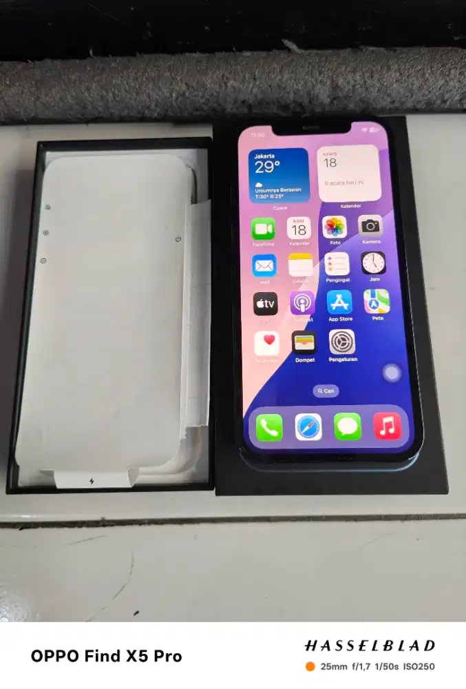 iPhone 12 Pro 256gb Digimap fullset original mulus no minus jual net