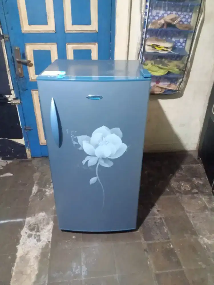 Jual kulkas Polytron 1 pintu mesin orisinil dingin beku bisa di antar