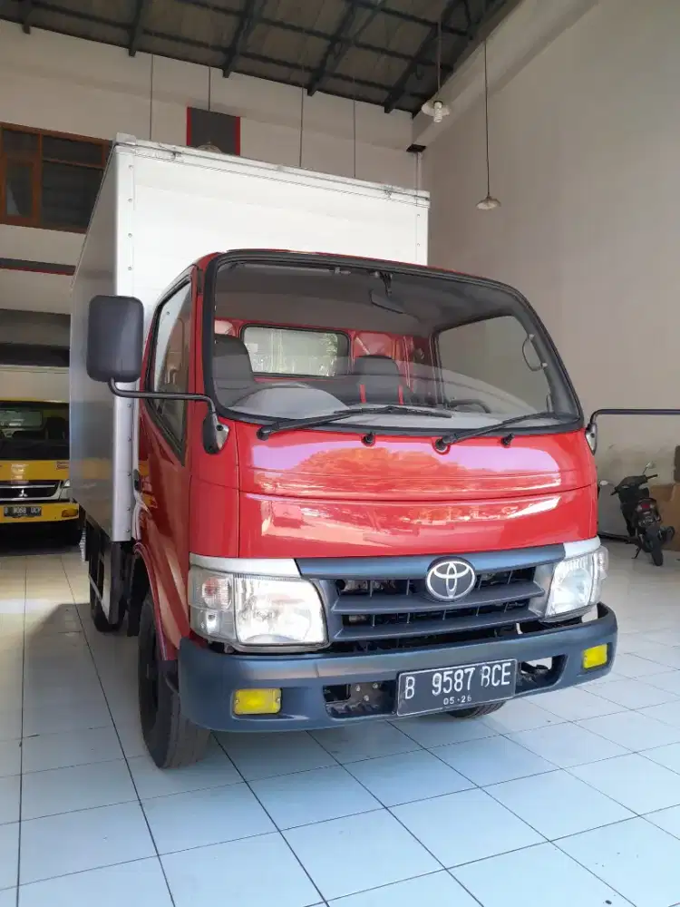Toyota Dyna 4Ban Box jumbo