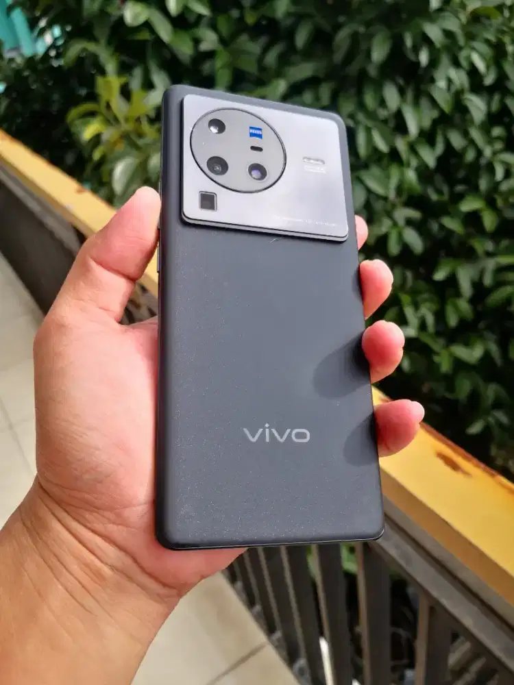VIVO X80 proo like new. Garansi layar masih 2 tahun. Batre baru