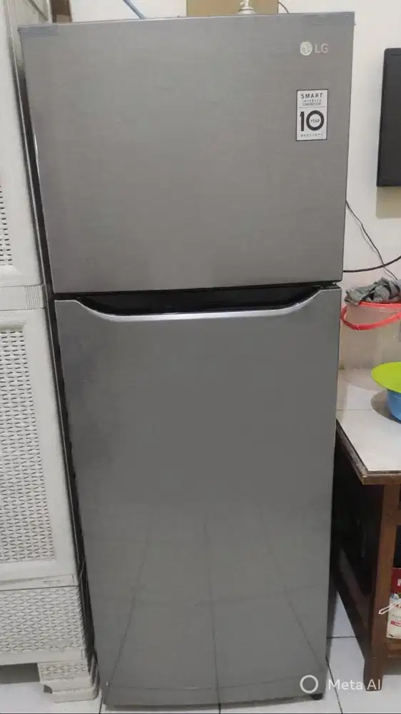 kulkas lg ada icemaker