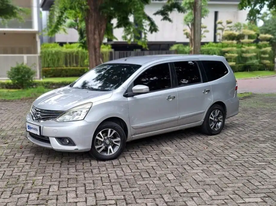 NISSAN GRAND LIVINA 1.5 XV MATIC 2018