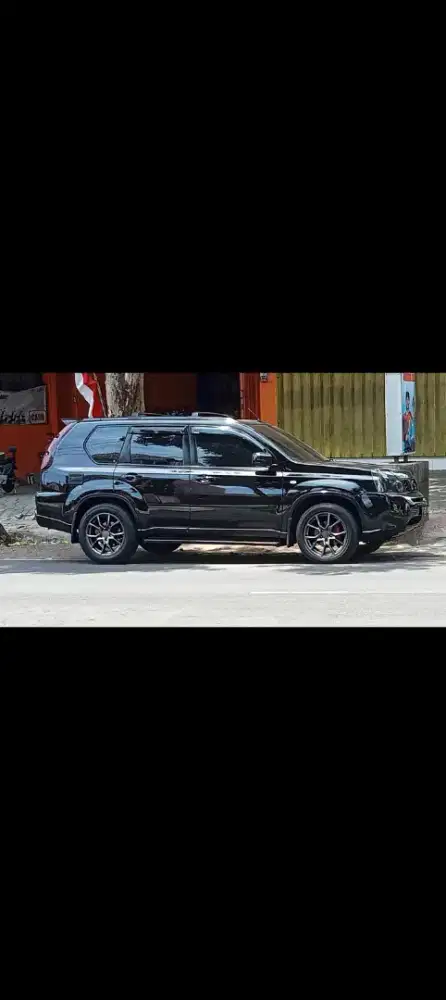 Nisaan Xtrail T31 generasi pertama CBU