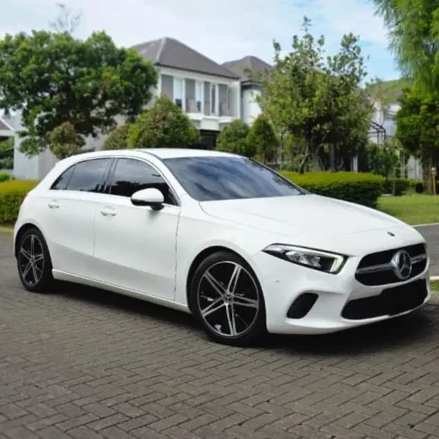(CASH) Mercedes Benz A200 Hatchback 2018