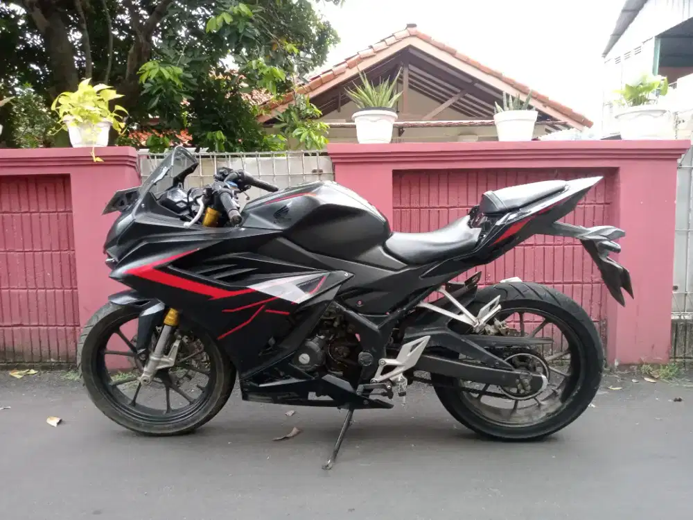 Dijual CBR ABS 2022 pjk panjang