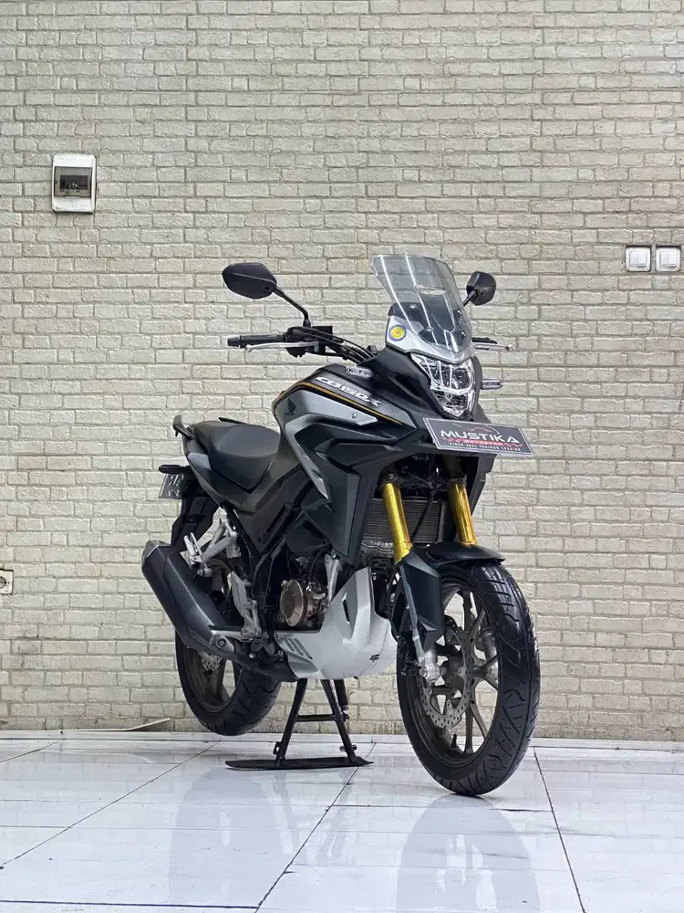 cb150x 2022 odo1rb istimewa mulus Mustika