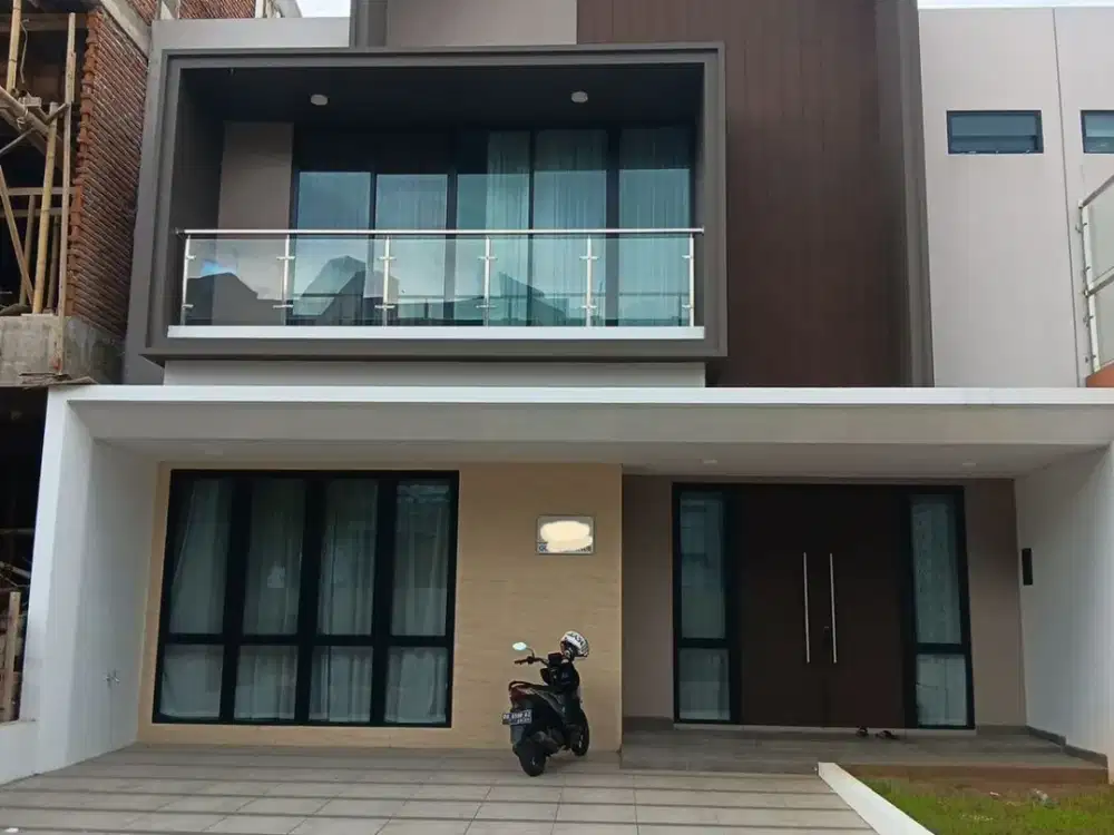 Dijual Rumah Mewah 2 Lantai di Golden Avenue, Cpi Makassar