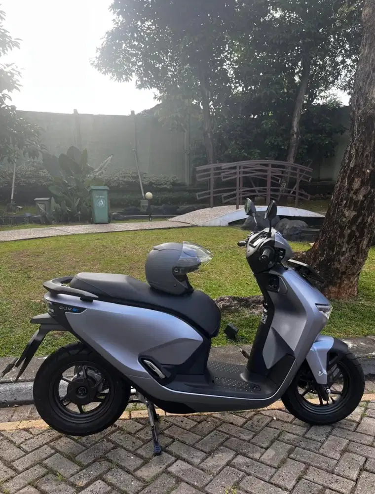 DIJUAL Honda CUV E Silver pemakaian 300km
