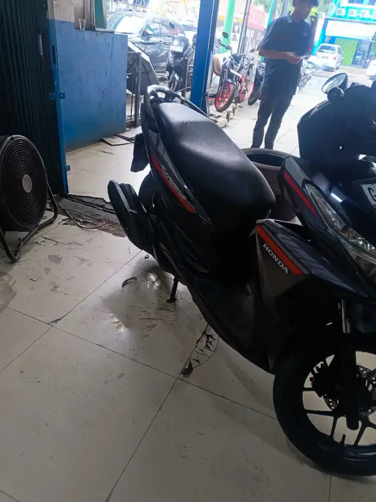 Jual ajah Vario 125 mesin top kelistrikan hidup
