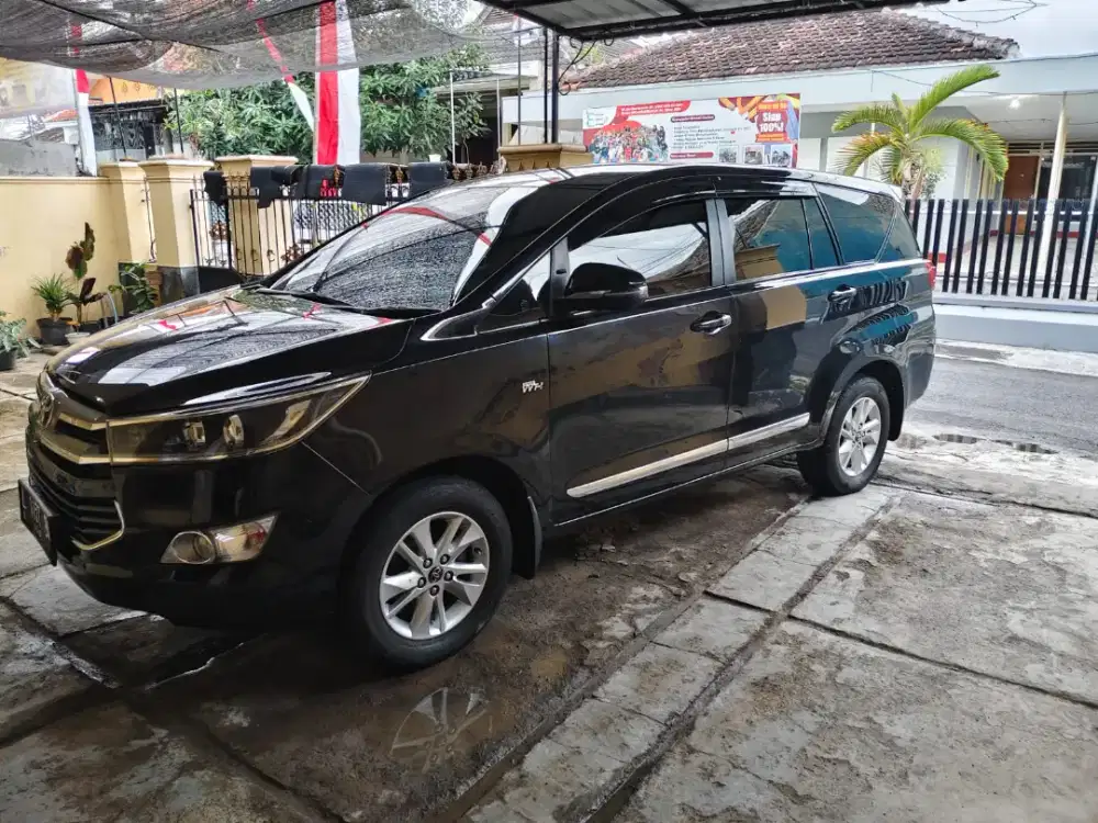 Toyota Innova 2.0 V - AT 2017