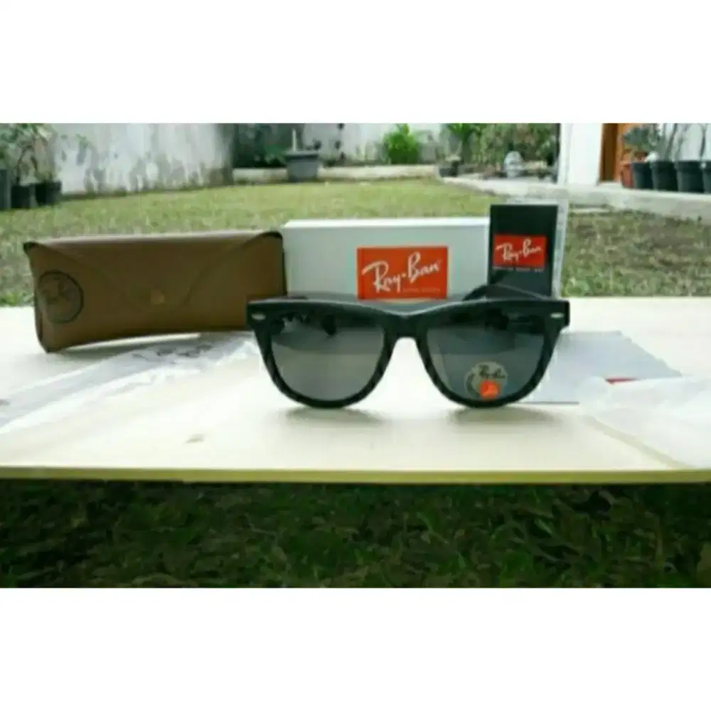 Rayban Wayfarer Kacamata Pria / Men Eyewears - Sunglasses Original