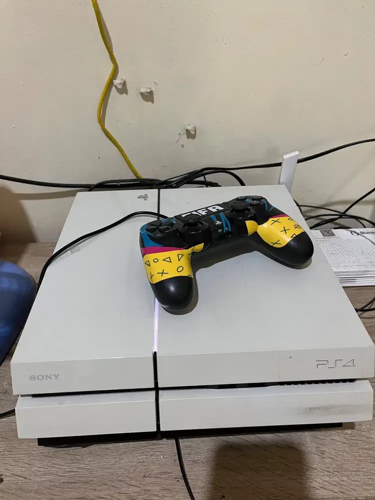 PS4 Sony Kapasitas 500GB