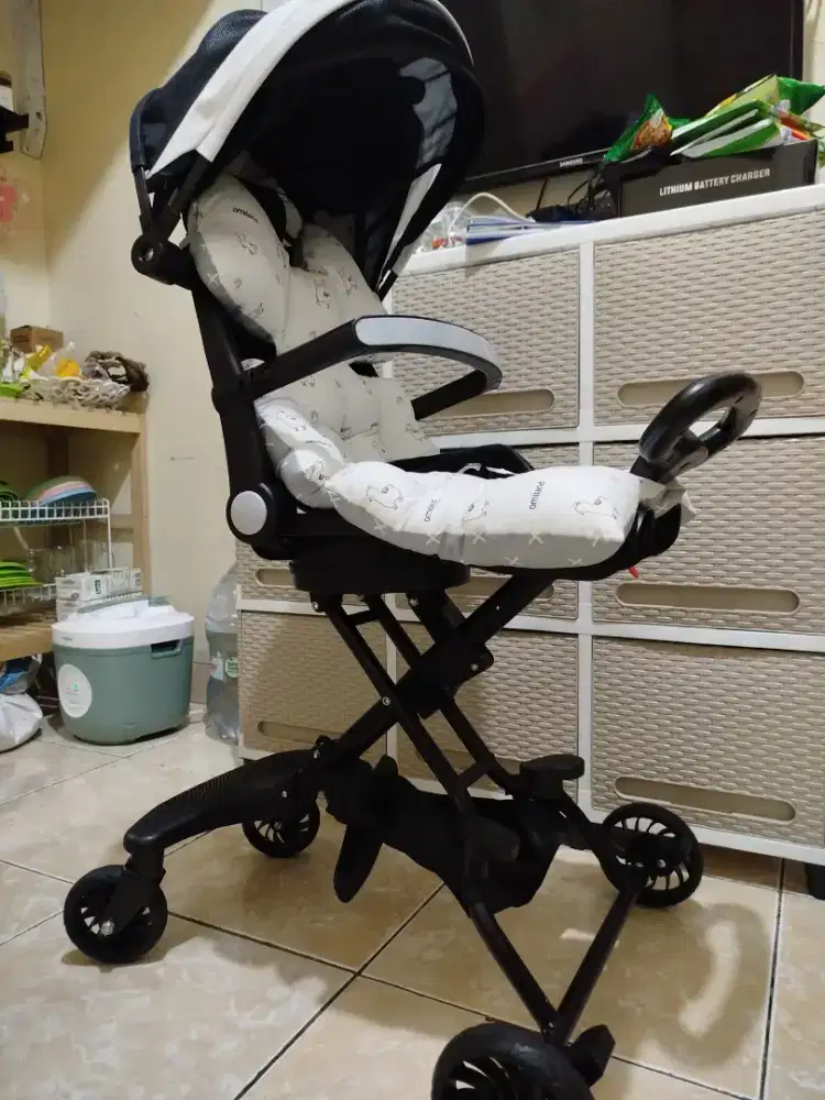 Stroller bayi bisa newborn sampe anak-anak BB maksimal 35kg.