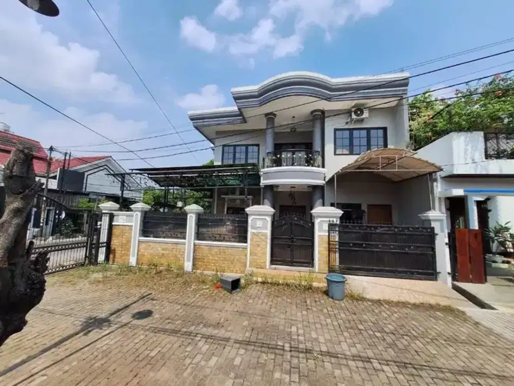rumah hoek jalan utama galaxy - Pulo sirih raya