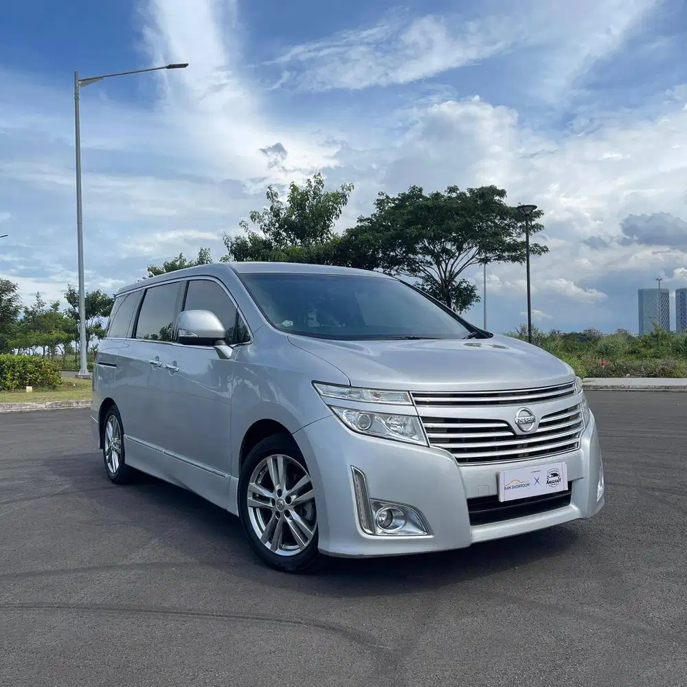 PROMO NISSAN ELGRAND HWS 3.5 AT 2011 MATIC