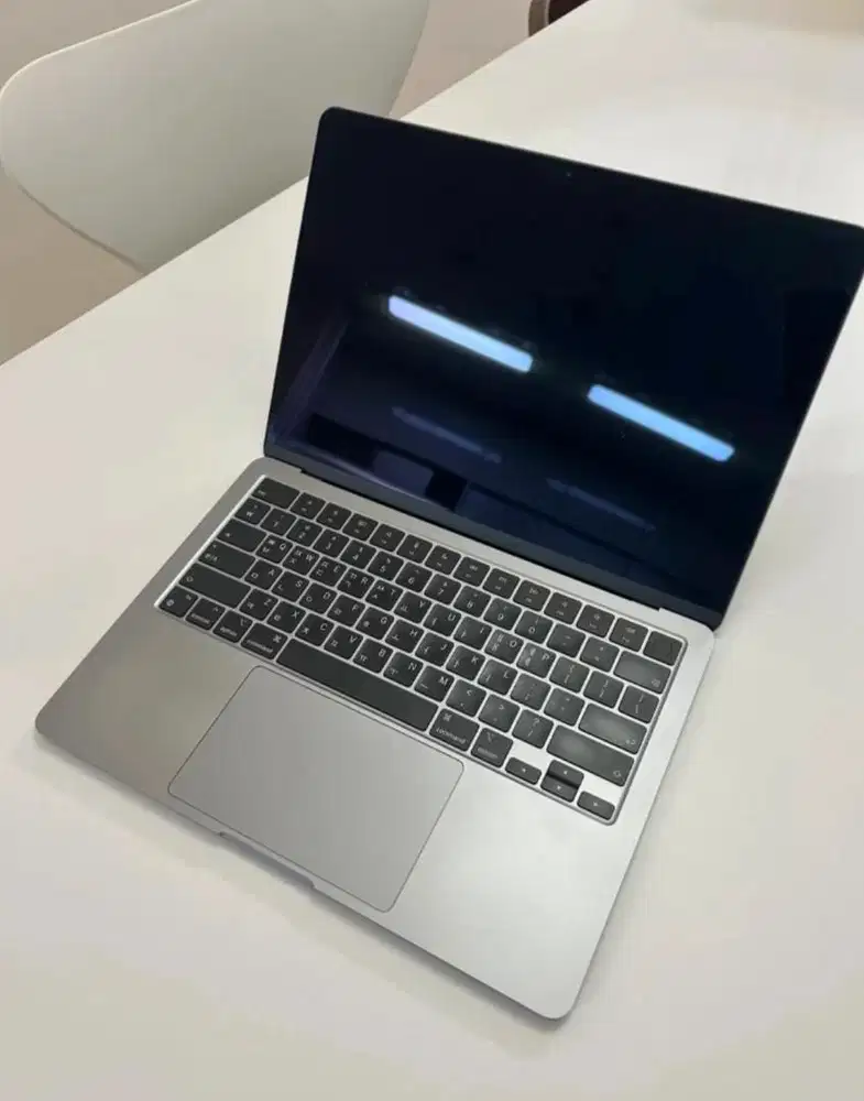 Macbook Air M2 8GB 256 GB Ex inter