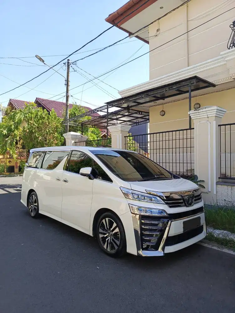 Vellfire ZG CBU 2.5 AT 2018