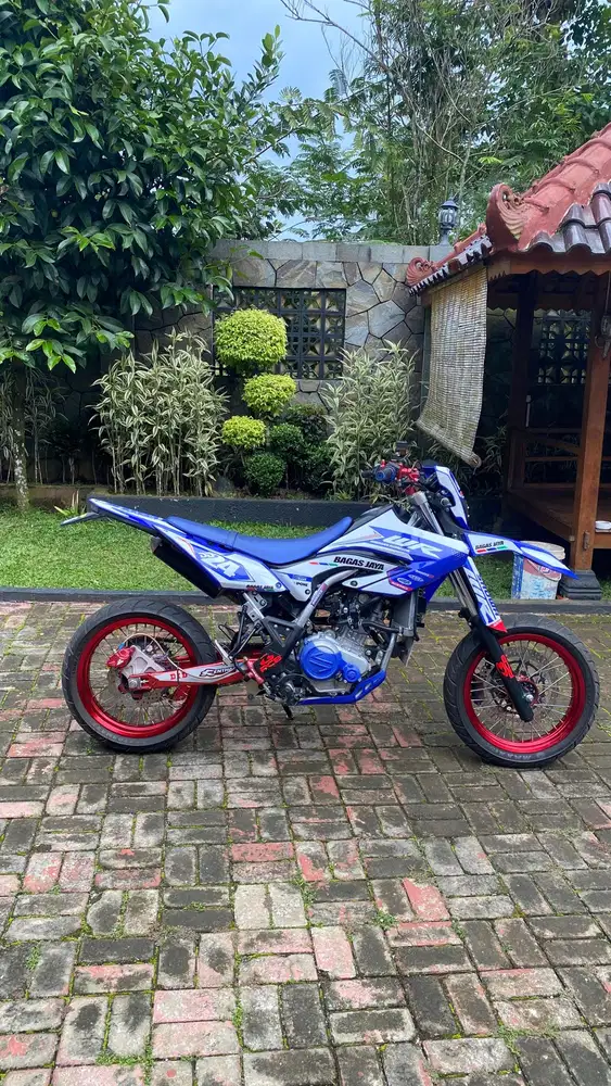 WR 155 Lengkap Plat Tegal Jateng