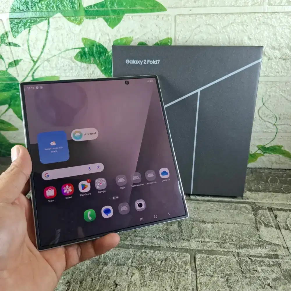 Samsung galaxy Z Fold 7 5g ram 12/256 GB