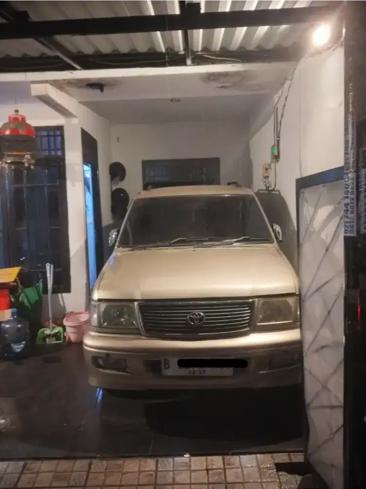 Kijang krista 2001 M/T