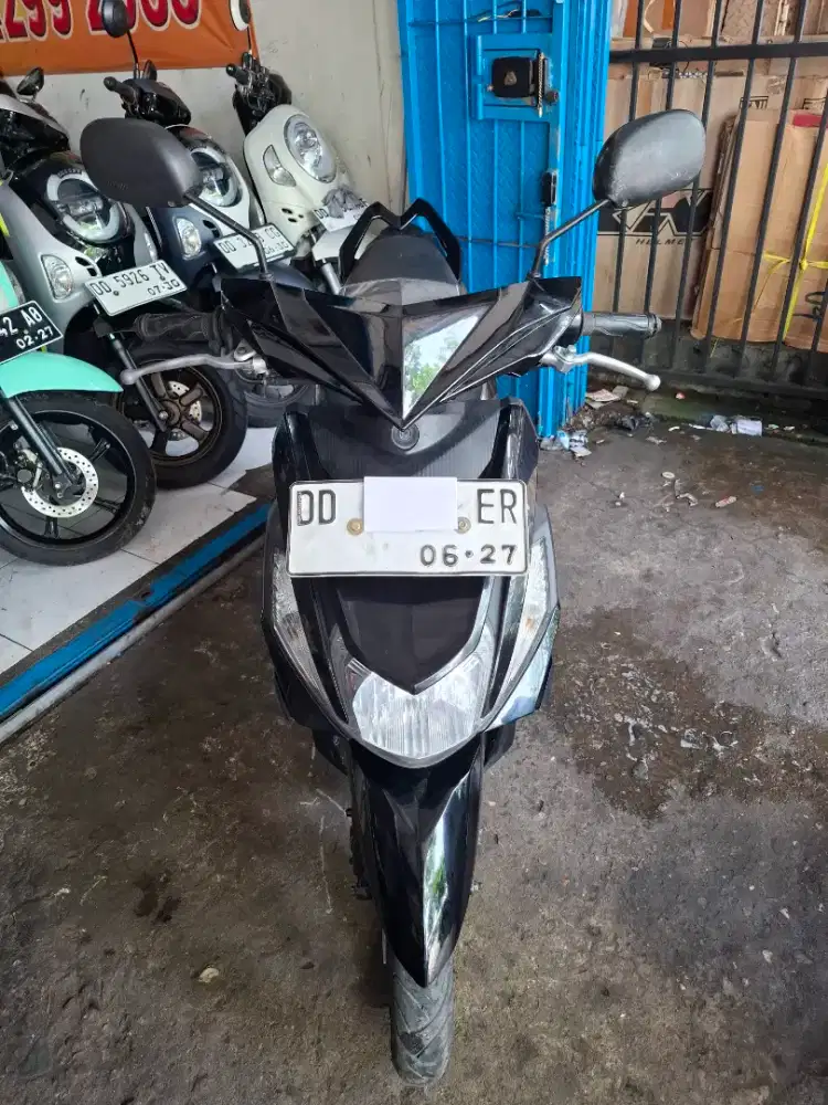 Yamaha mio m3 125cc 2022 hitam