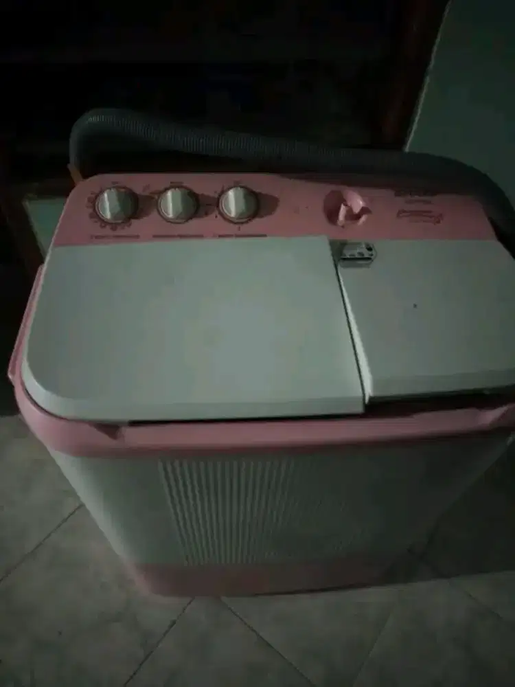 Dijual Mesin cuci Sharp bekas