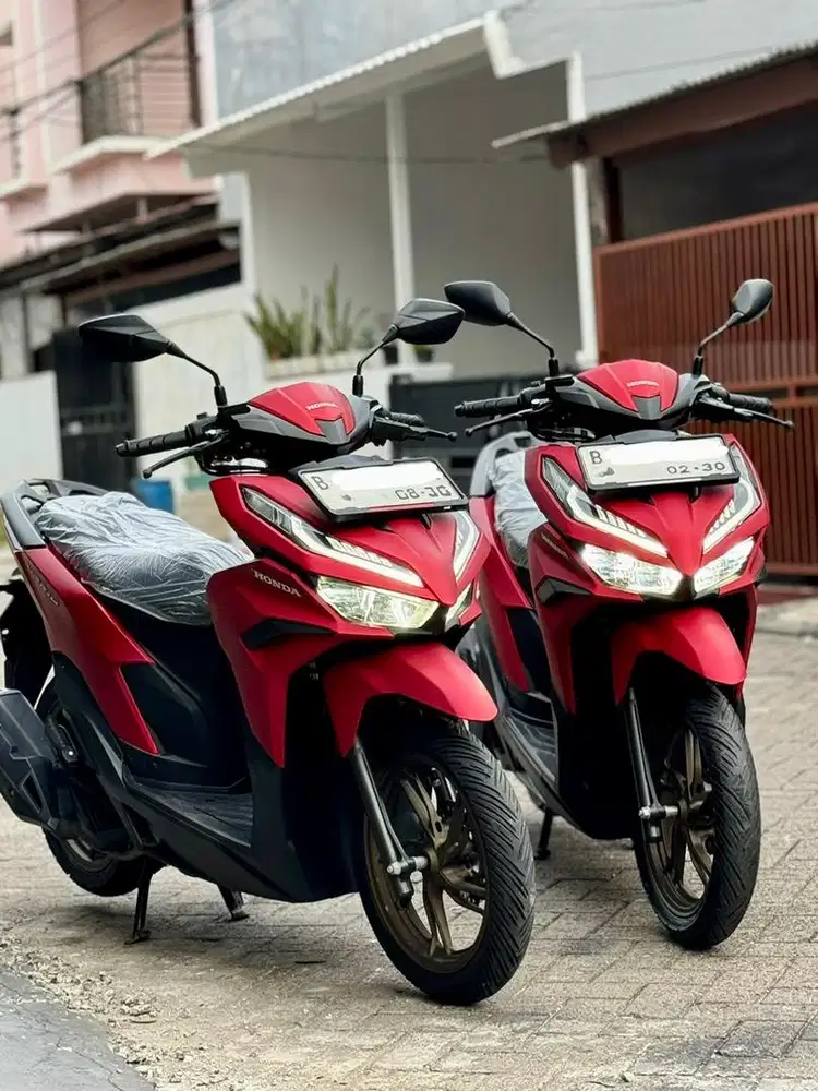 KM 100 PERAK‼️ VARIO 125 CBS KEYLESS 2025 BLN 8 & 2 LIKE NEW GRESS