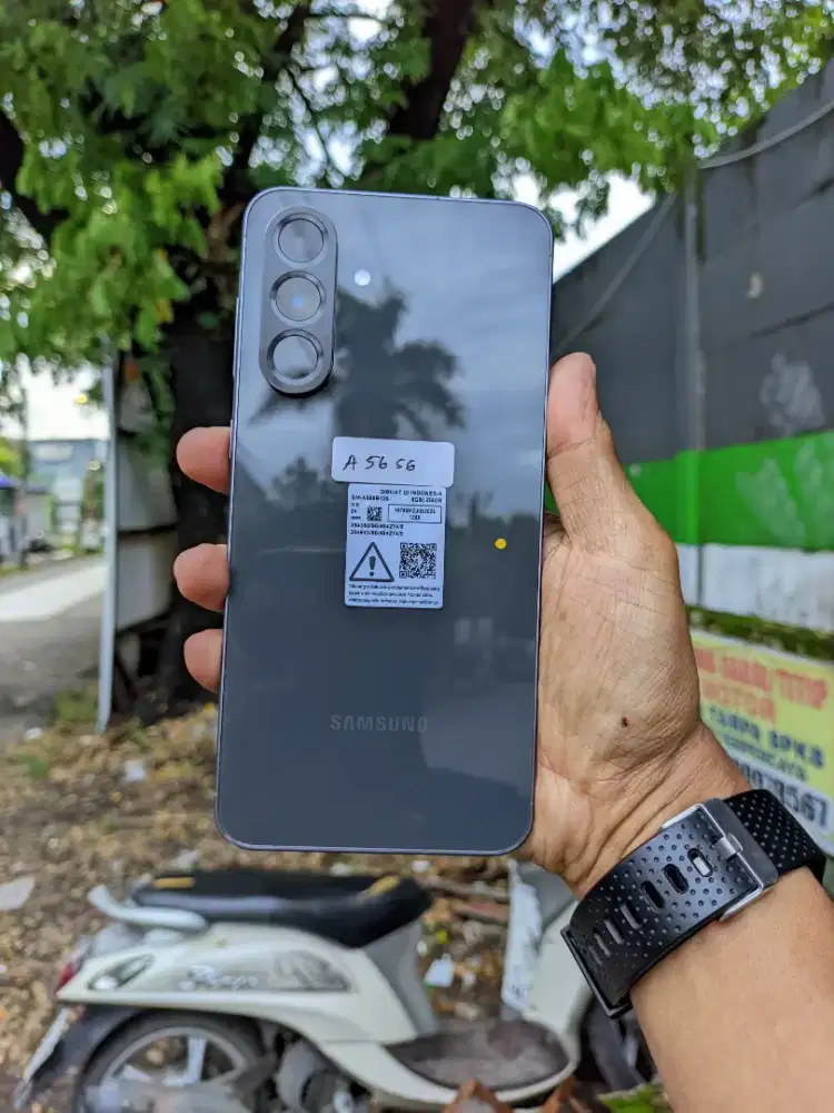 Samsung galaxy A56 5G ram 8/256GB lengkap normal  mulus terawat