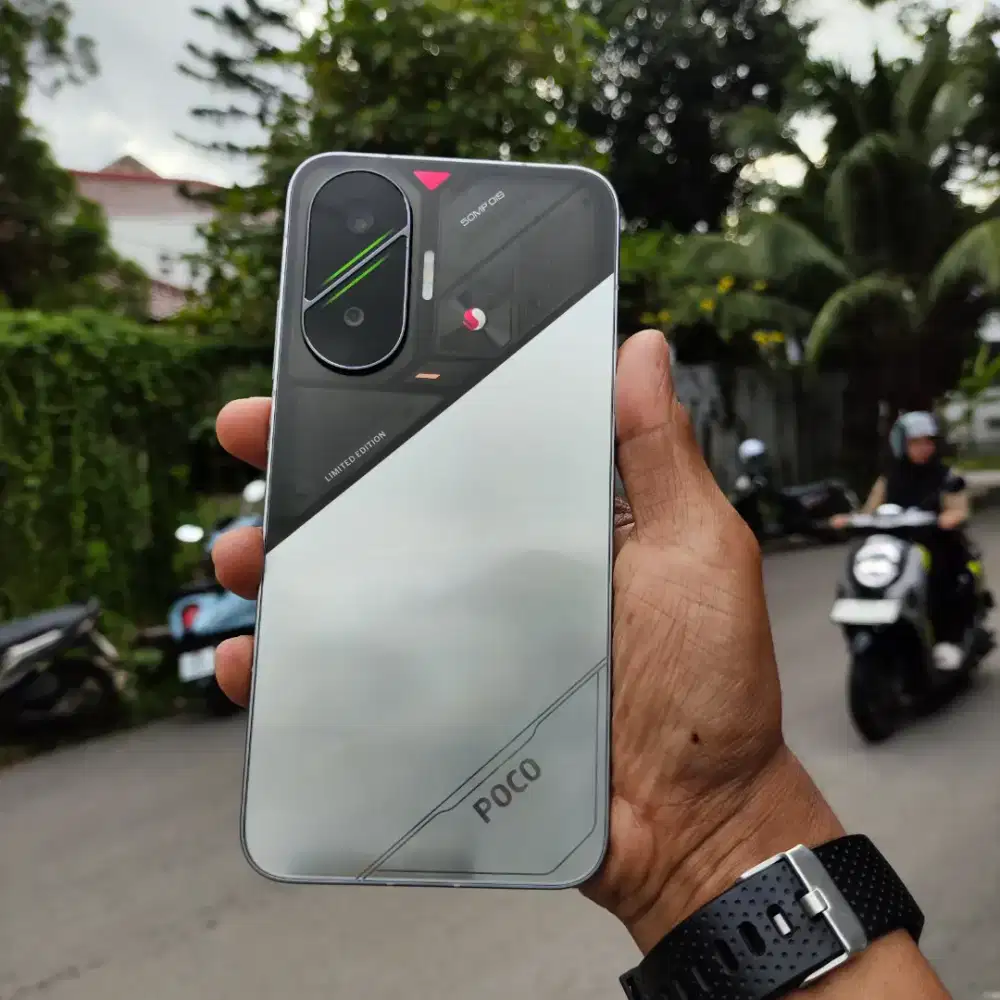 Poco F7 ram 12/512GB lengkap original mulus normal