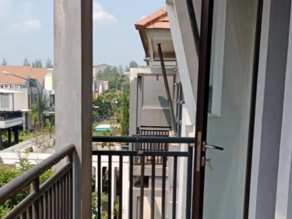 Rumah 2 Lantai Dalam Cluster Di Legenda Wisata Cibubur