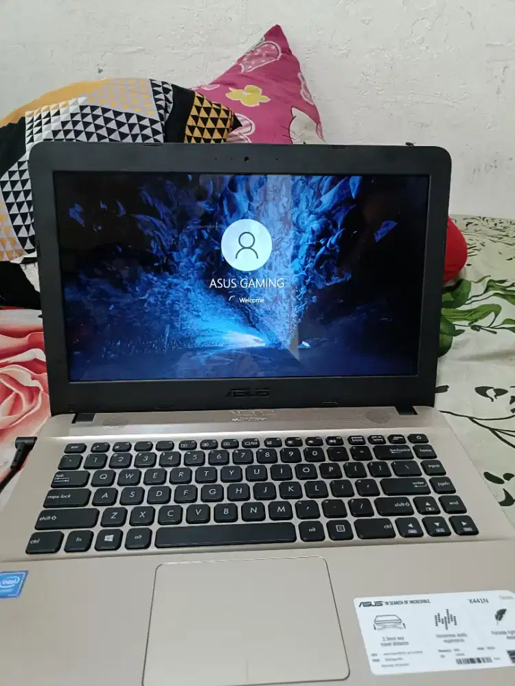 Laptop asus slim
Ram 4
Hardisk 500gb