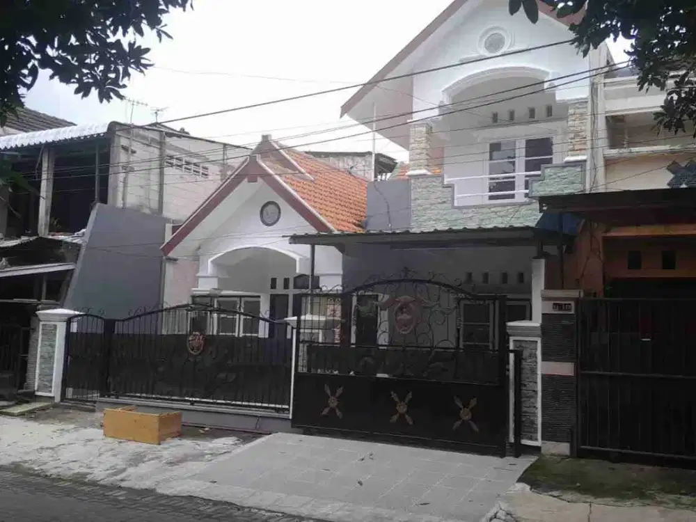 RUMAH STRATEGIS SAWOJAJAR MALANG POTENSI BESAR SEBAGAI RUMAH KOST