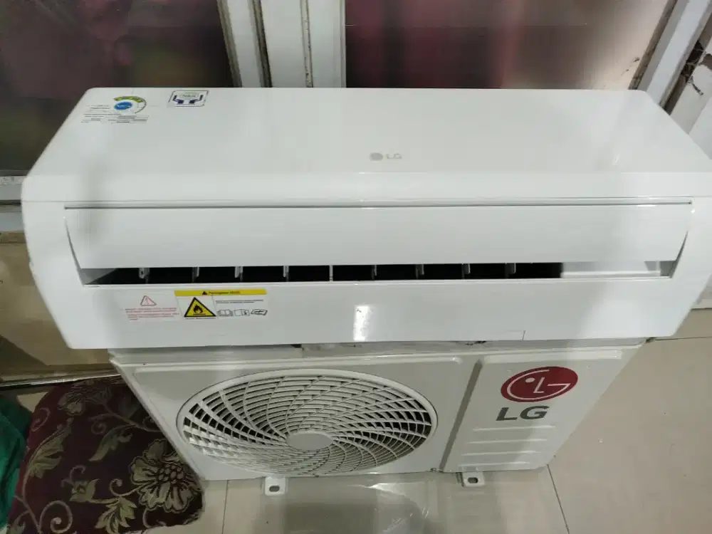 Di jual AC LG 1/2 PK