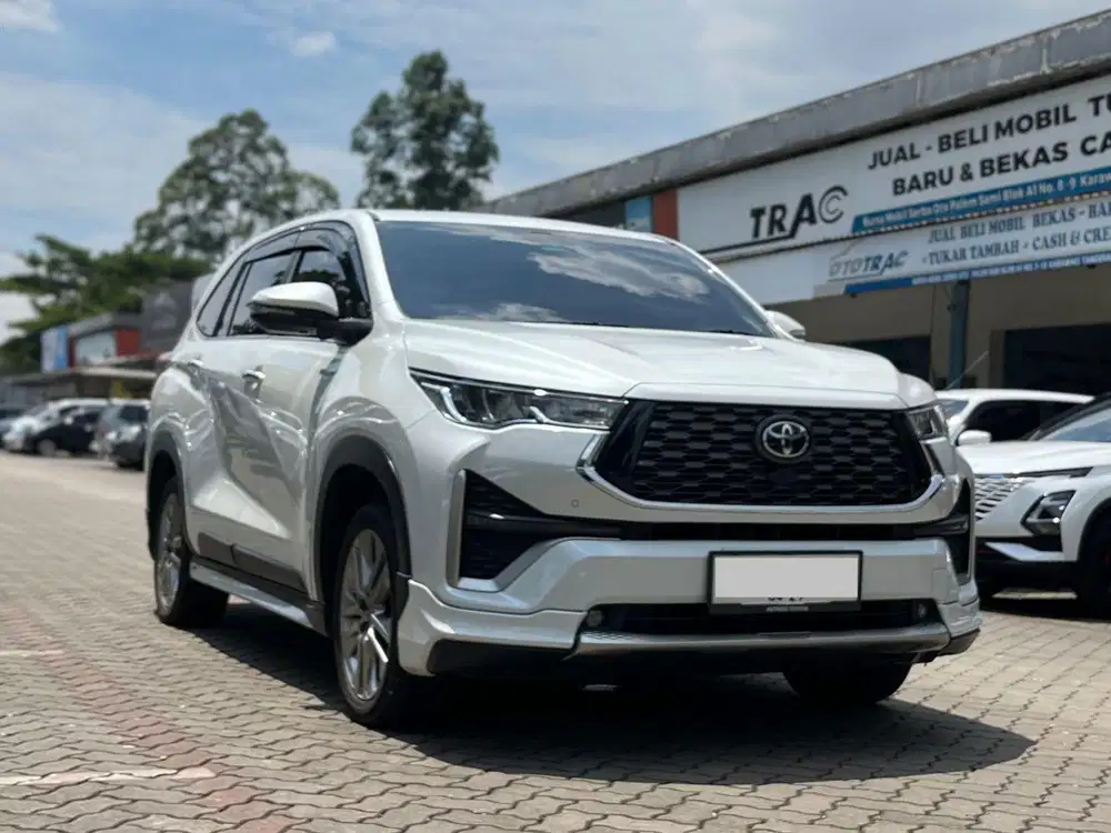 TOYOTA ZENIX Q HYBRID MODELISTA 2.0 AT 2024  MOBIL TERAWAT SIAP PAKAI