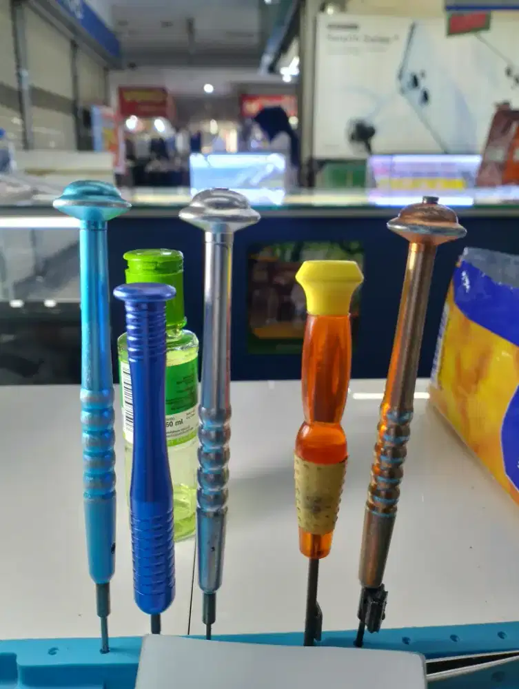 Jaga konter HP SERVIS, ACCESORIES