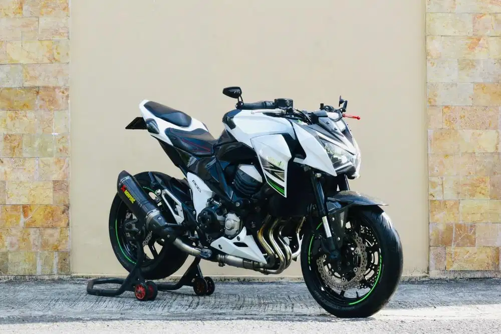 Kawasaki Z800 ABS like new Z900 Zx6R GSX600