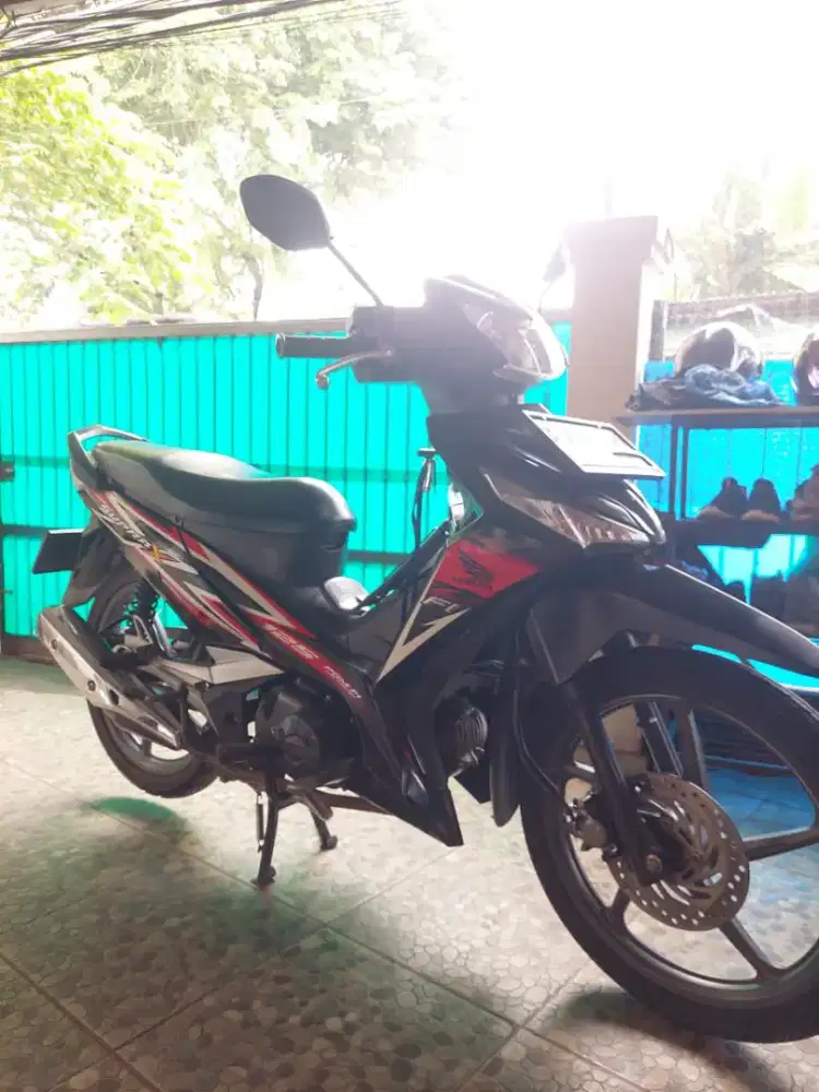 Dijual cepat Supra bapak murah siapa cepat