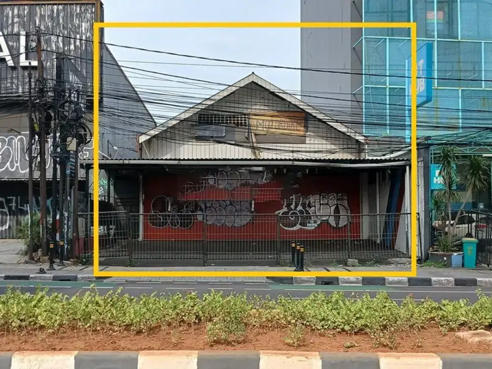 Disewakan Untuk Retail, Resto, Showroom ,Luas 200m2 di Fatmawati Raya