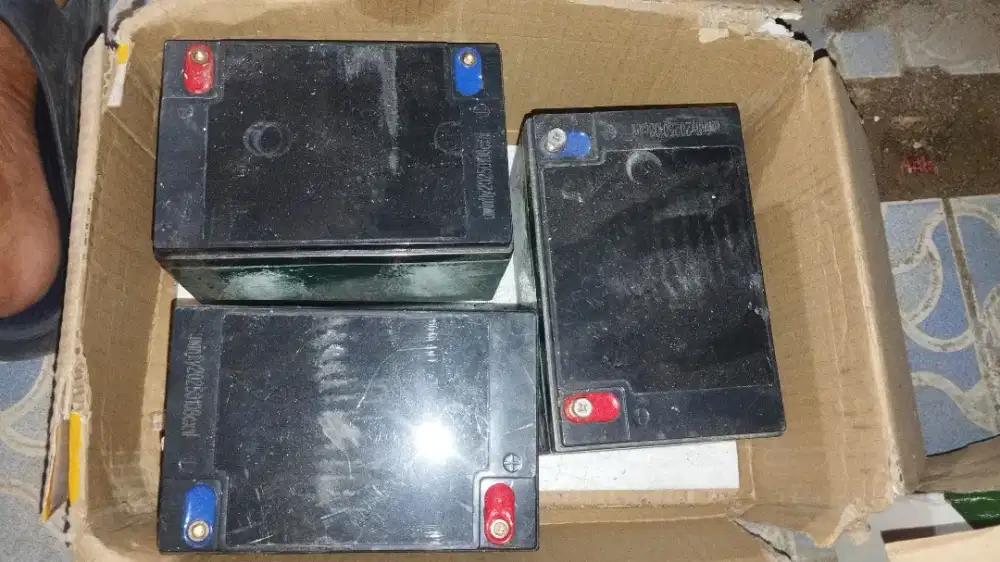 accu aki bekas vrla motor listrik 12ah 12v full strom full 99%