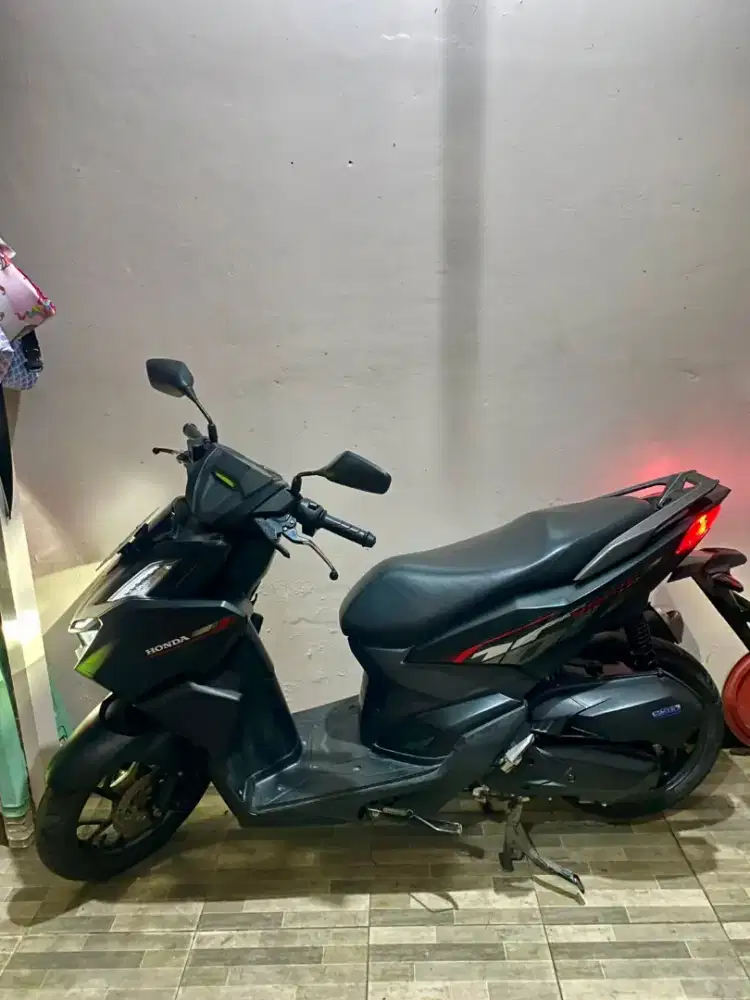 Honda Vario 160 black 2023