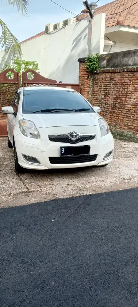 Toyota Yaris 2011 Bensin