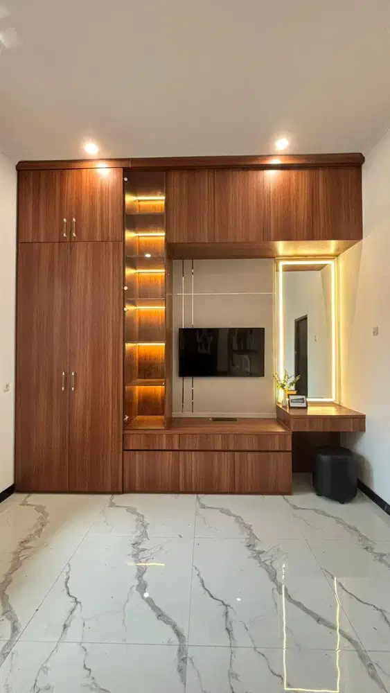 Interior custom mulai dari kitchen set, backdrop tv, partisi dll