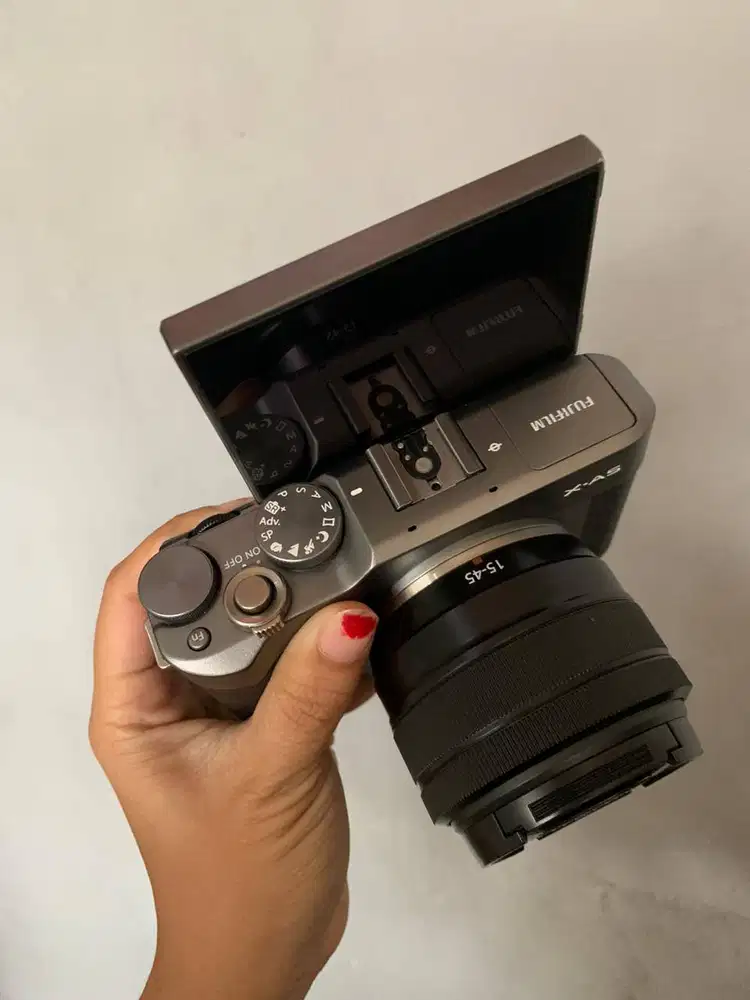 KAMERA FUJIFILM X-A5 + KIT DARK GREY KODE ICM 1144